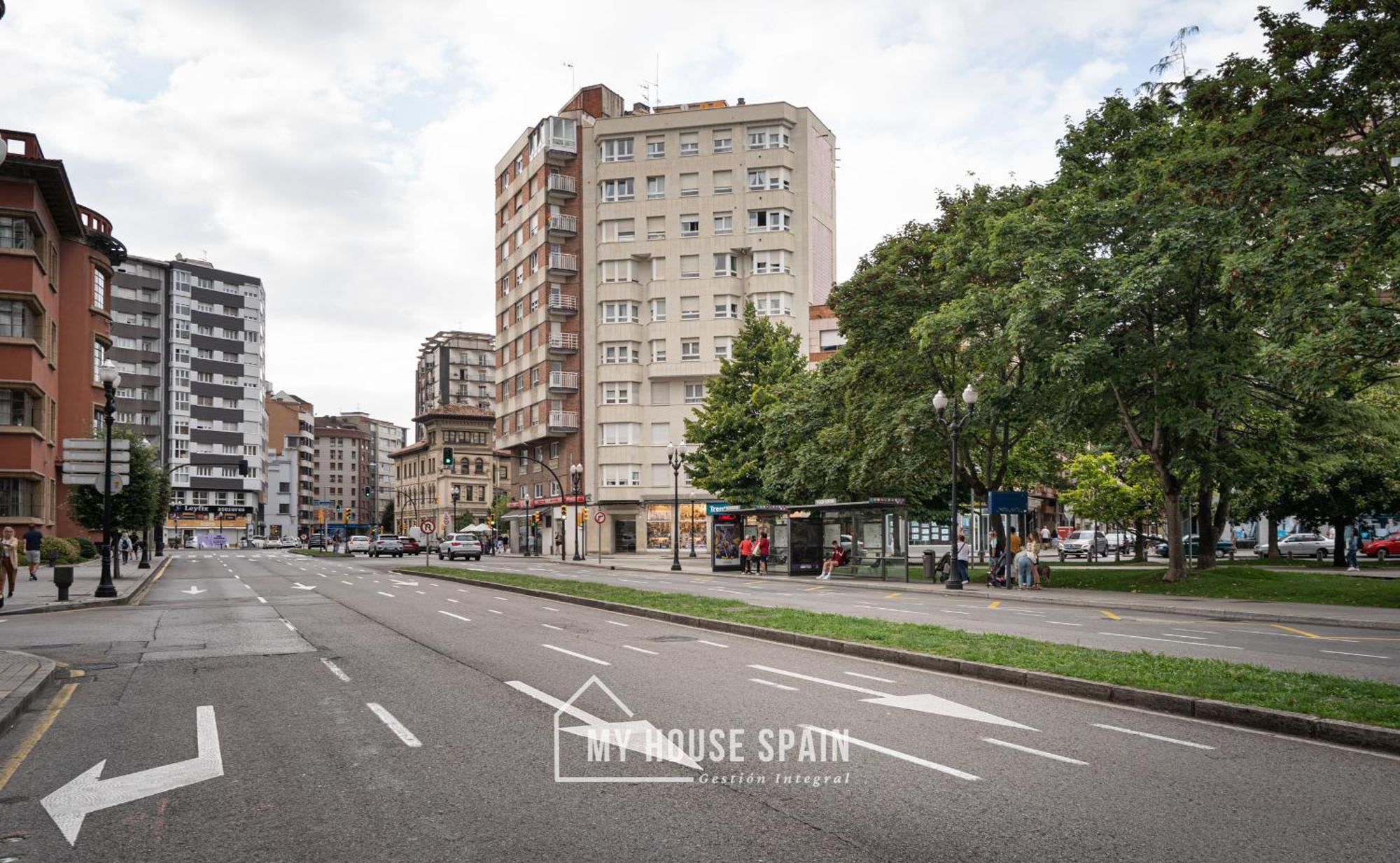 Myhousespain - Amplio Apartamento Con Vistas En Pleno Centro Gijon Exterior photo